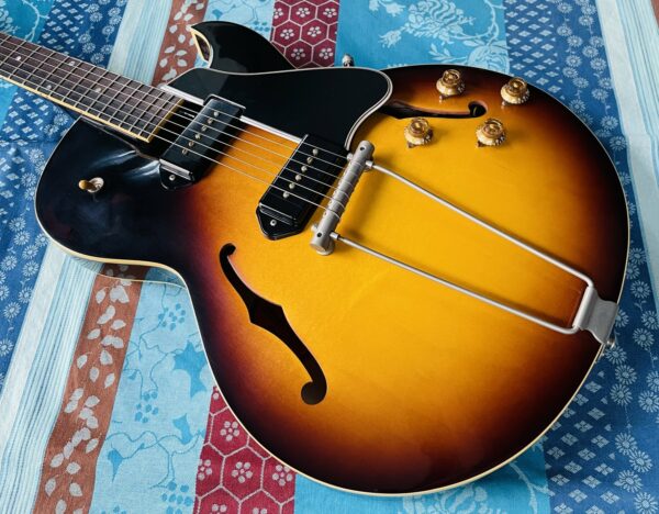 Guitare électrique Gibson 1959 ES-225TD Vintage Burst n°A06848 (2014, Memphis, USA), étui Gibson (plastique Memphis), réglée chez le luthier Amal (06.12.24) – Image 2