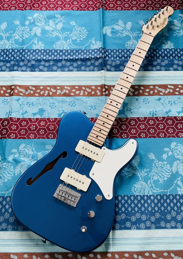 Guitare électrique Squier Telecaster Paranormal Cabronita Thinline Lake Placid Blue n°CYKA22001841, straplocks