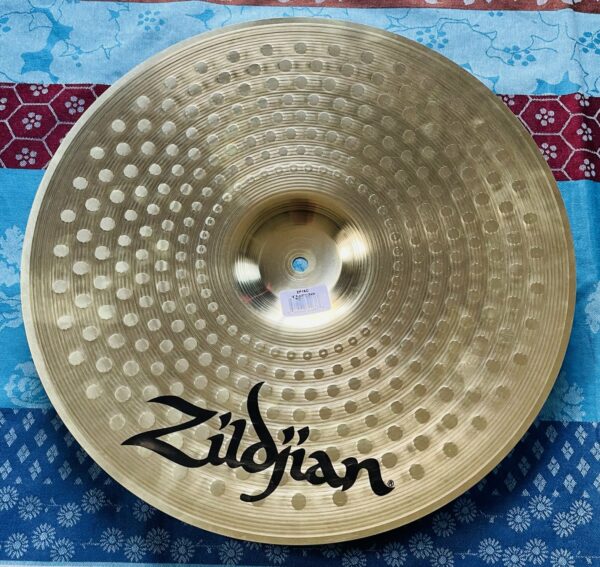 Cymbale crash toute neuve Zildjian Planet Z crash 16’’ 10 cm, pochette plastique – Image 2