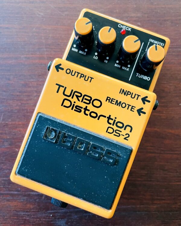 Pédale distortion Boss DS-2 turbo distortion n°JJ99222