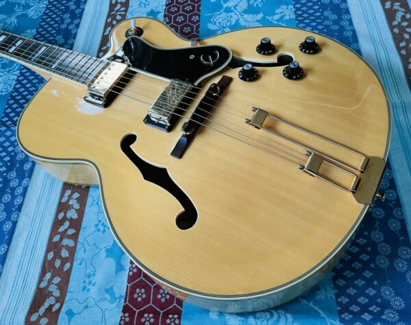 Guitare électrique archtop Epiphone Broadway Natural n°17031505126 (China) – Image 2