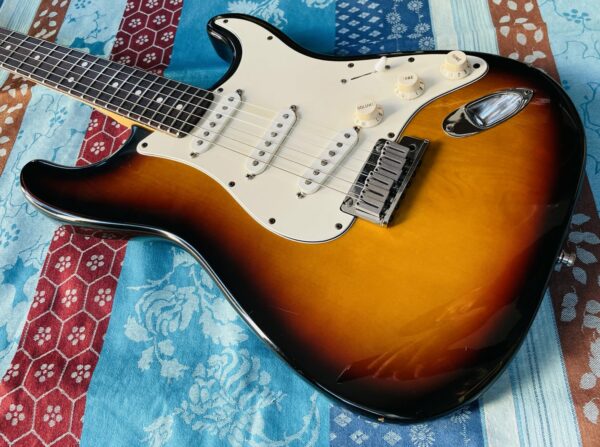 Guitare électrique Fender Stratocaster n°N105710 (1991, USA), micros MS Tornade Strat 60’s, Sélecteur et système Free Way Blade, pontets neufs, réglage luthier Amal (2025), micros d’origine – Image 2