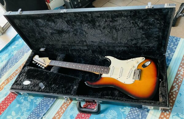 Guitare électrique Fender Stratocaster n°N105710 (1991, USA), micros MS Tornade Strat 60’s, Sélecteur et système Free Way Blade, pontets neufs, réglage luthier Amal (2025), micros d’origine – Image 8